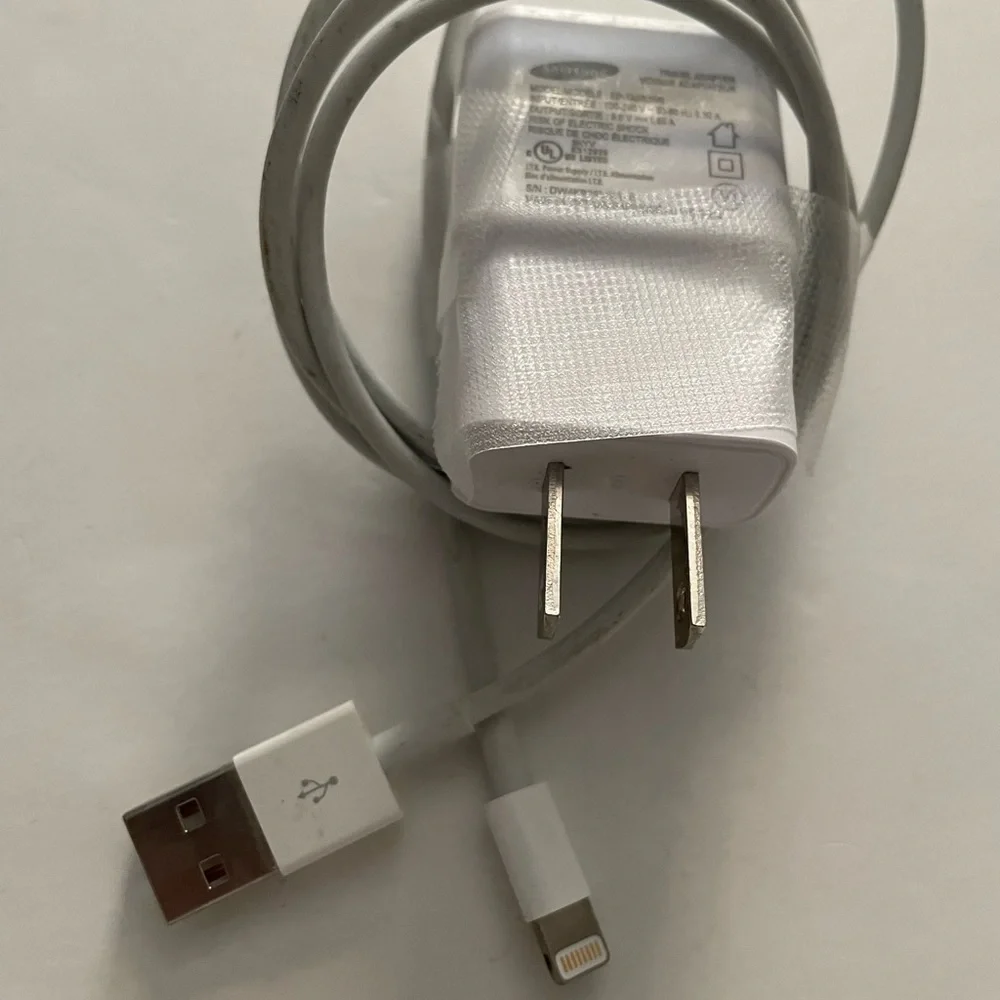 Samsung Travel Adopter Fast Charger + Charging Cable Lot of 3
